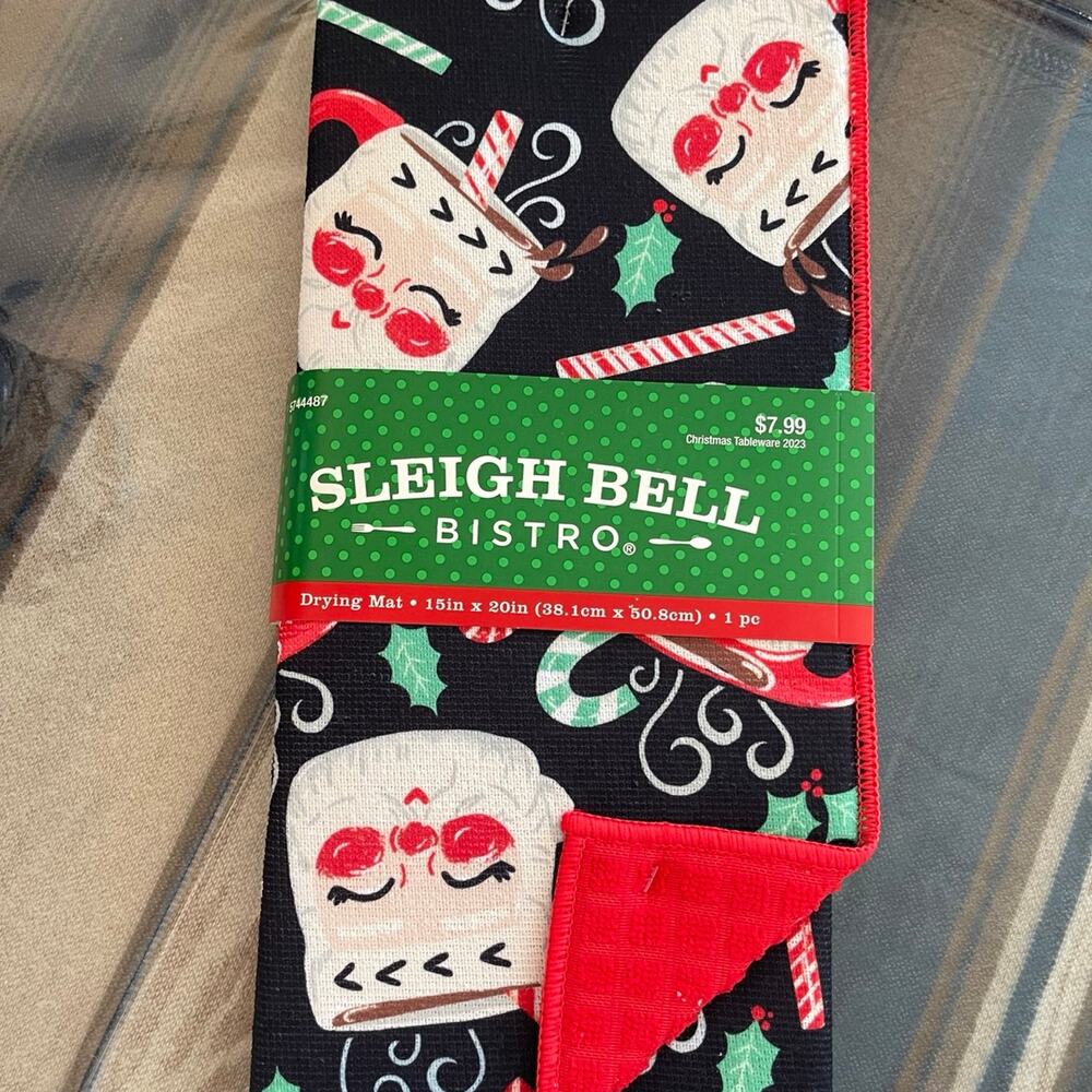 Christmas themed drying mat